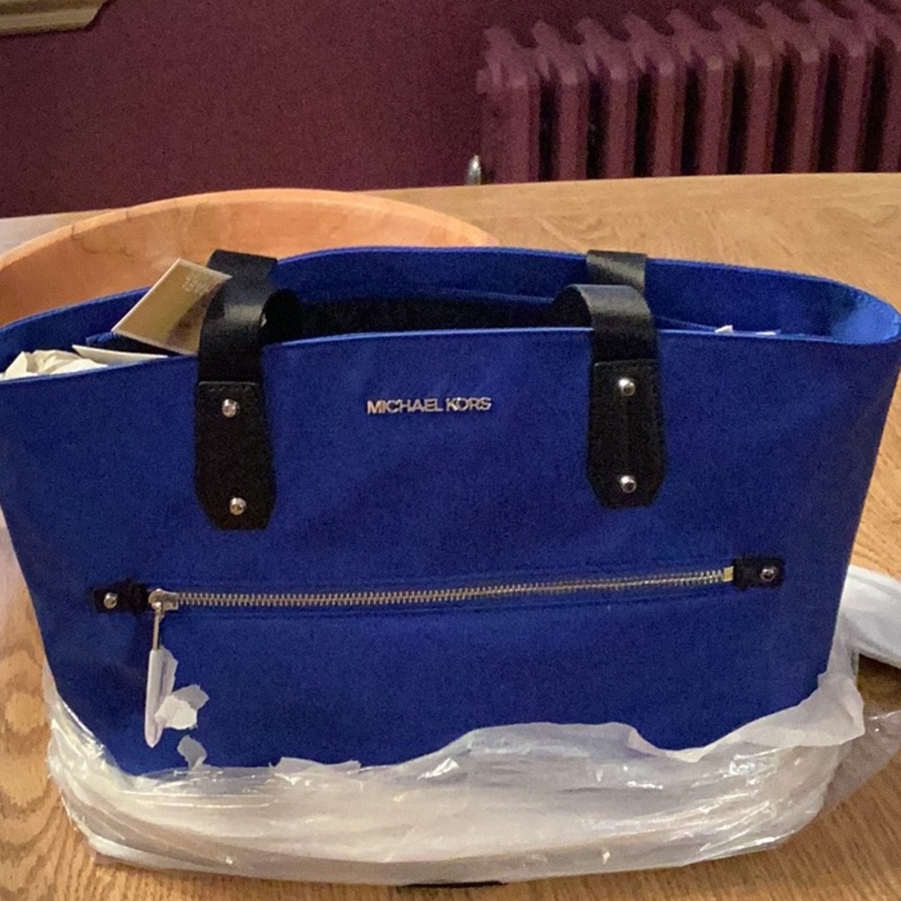 Michael Kors Blue Tote Bag (Polly- mid size) NWT